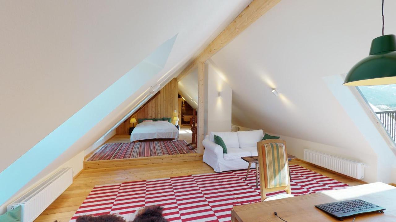 Charmante Gaestewohnung In Altem Bauernhaus In Alpiner Alleinlage Stanz Im Murztal Bagian luar foto