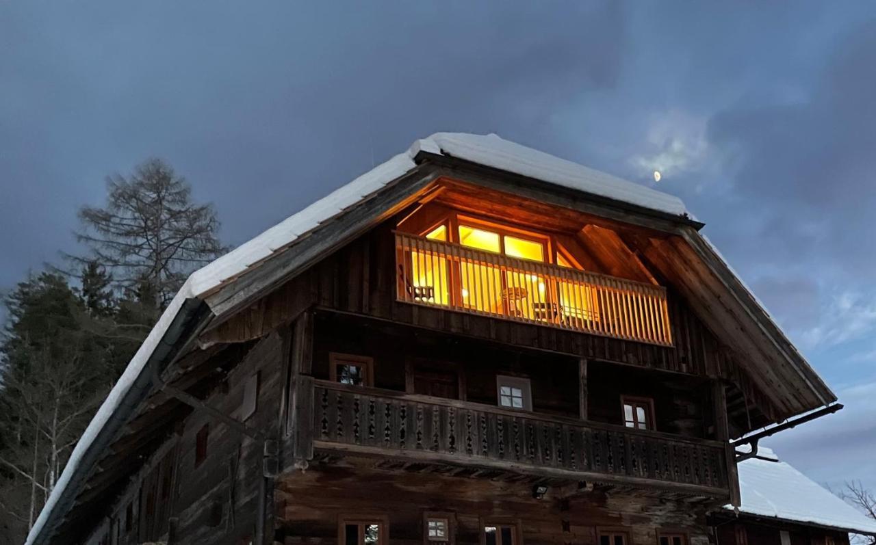 Charmante Gaestewohnung In Altem Bauernhaus In Alpiner Alleinlage Stanz Im Murztal Bagian luar foto